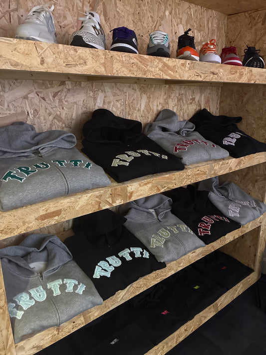 Ultra Appliqué Zip-up Hood