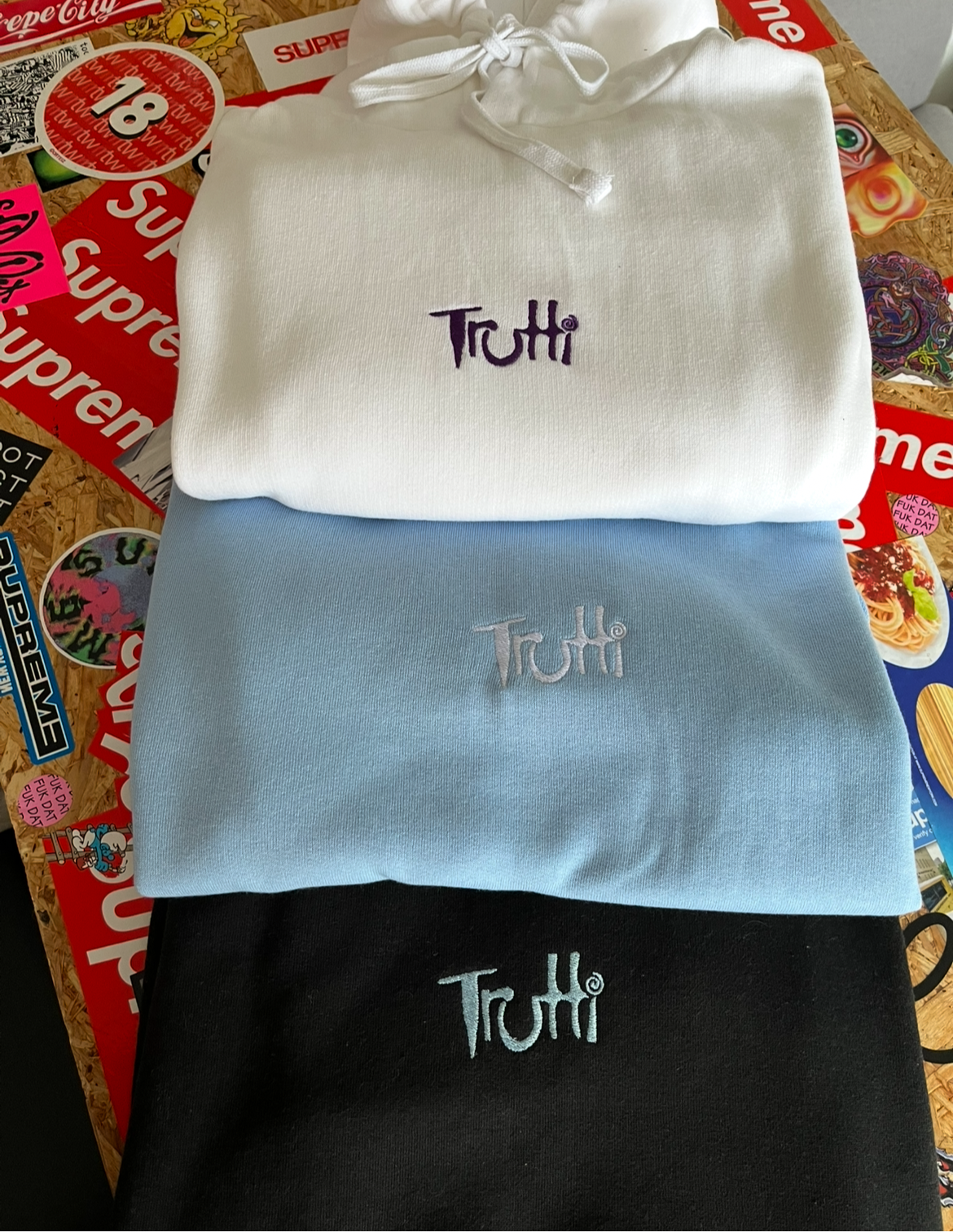 Twist Hood – Trutti